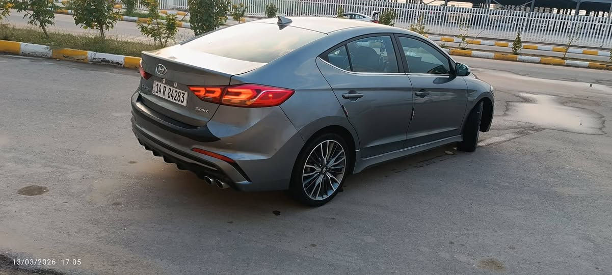 سلام عليكم اخوان
هونداي النترا موديل 2017 #سبورت #رياضيه
#وارد امريكي
سياره داخله كلين بدون حادث
هنا بلعراق صار بيه قطعتين بنيد مبدل وجاملغ مصبوغ بدون دواخل 
رقم بصره دولي#بسمي سنويه ل2031 تحويل ثاني يوم 
مواصفات السيارة
# محرك 1600 تيربو
# كير عادي 7 نمر
#ويل 18 رياضي
#كشنات جلد وحضن رياضي
مختوم  بعلامه ال sport
#تحكمات استيرن جهتين
#اشاير بلمري بك لايت لد
#لايت زنون اوتو بلاد
#بصمه تشغيل وبصمه أبواب
#شاشه وكامره دواره
#تدفئه كشنات الأمامي
#كزوز رياضي
#دركه استيرن حرف D رياضي
#كيجات رياضي
#داخل اسود مطعم كاربون
#سياره جديده ماشيه 69mil
# تبريد ثلج ❄️ تدفئه حداديه جديده
#السعر 113 وبيه مجال
#مكاني ناصريه ***********
