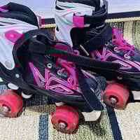 ملابس أطفال • مقاس ٣١-٣٤