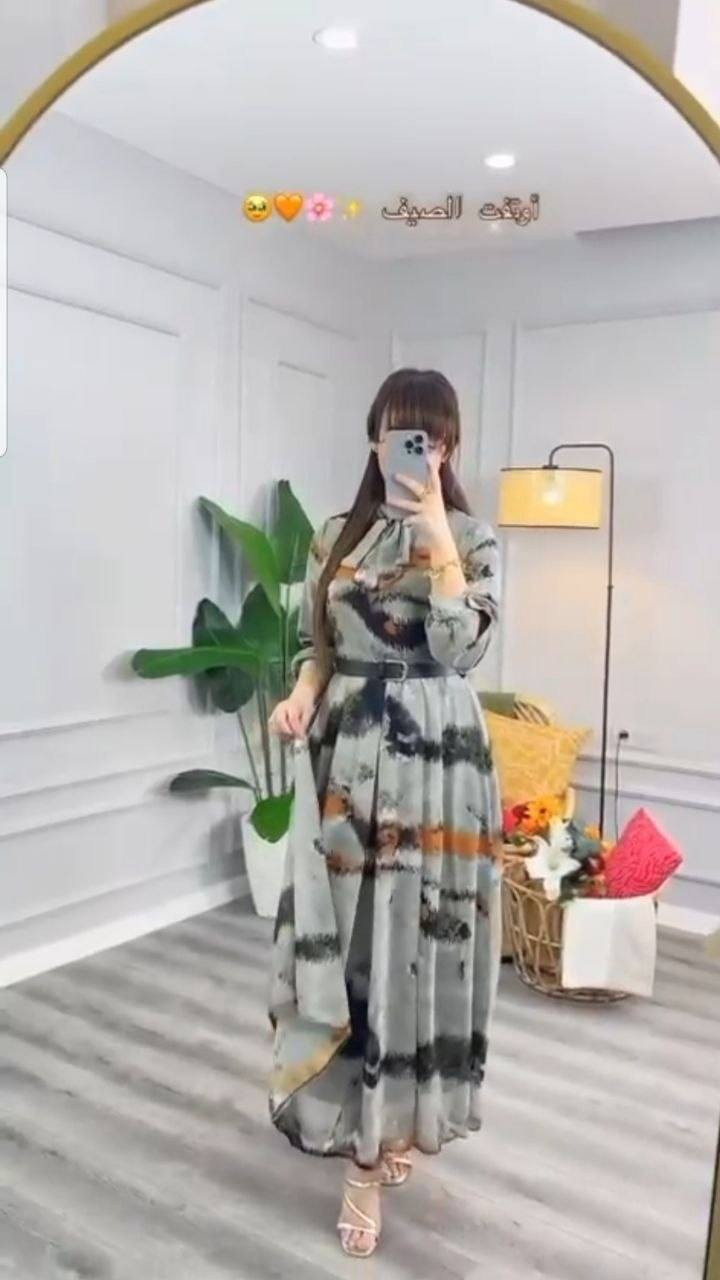 جديد ازياء اللؤلؤة 💥
فستان ✨
طول 140
القماش شيفون مبطن 💫
قياسات 40.42.44.46.48.50

السعر 45الف وتوصيل مجاني 
 قالب صغير يعني يلبس من 38الى 48


**إذا كنت صاحب هذا الإعلان وتريد حذفه لأي سبب، رجاءا أرسل رسالة إلى الدعم الفني**