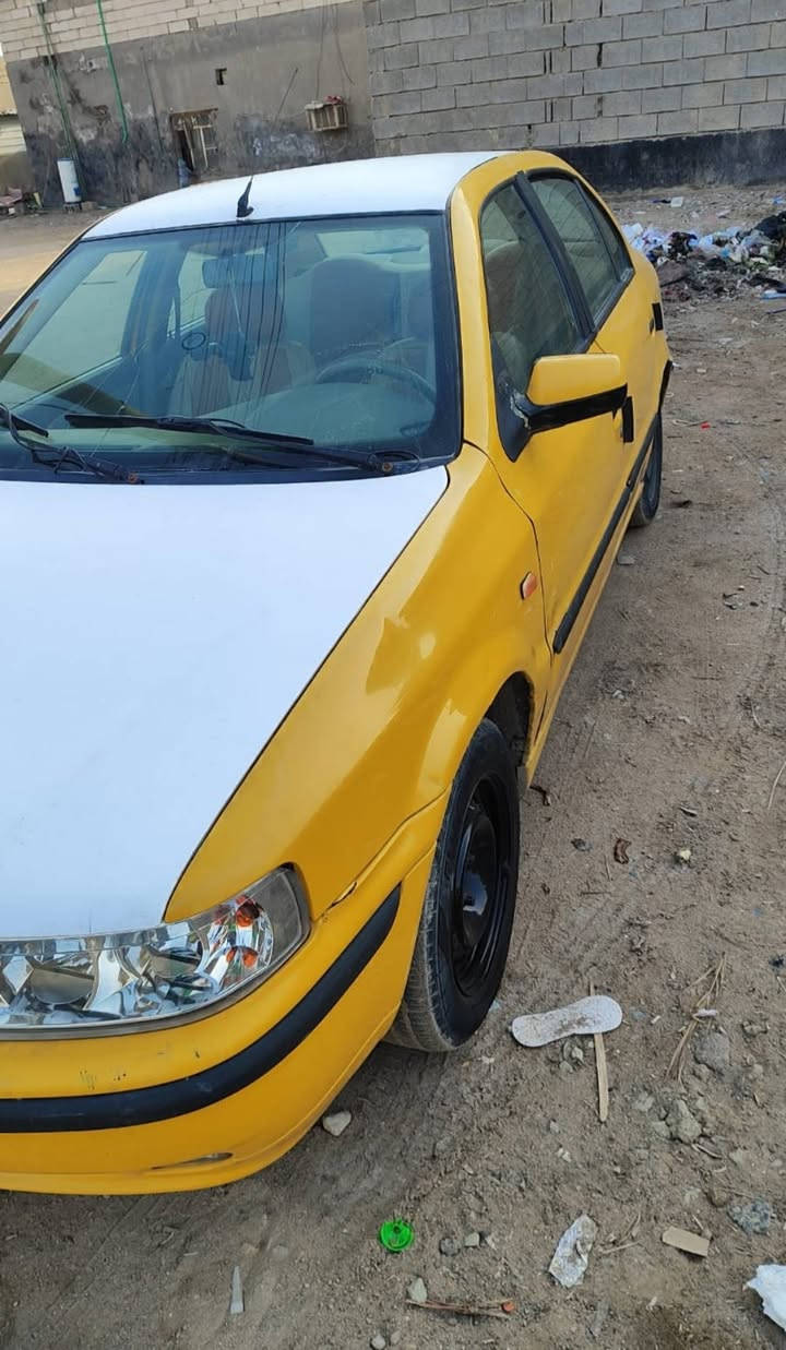 السلام عليكم شباب سمند مديل 11 سياره مرتبه كلش مكينه وكير بشرط شاشه عنوان البصره شط العرب  سنويه بل 18 هيئه وغرامات عل مشتري سعر 24 بيع مستعجل راعيه ميسان راعيه يريد تحويل. ***********  اي استفسار اتصل
