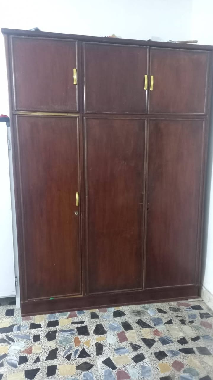 أغراض للبيع كلمن وسعرة استفسار عالخاص مكان المشتل


**إذا كنت صاحب هذا الإعلان وتريد حذفه لأي سبب، رجاءا أرسل رسالة إلى الدعم الفني**