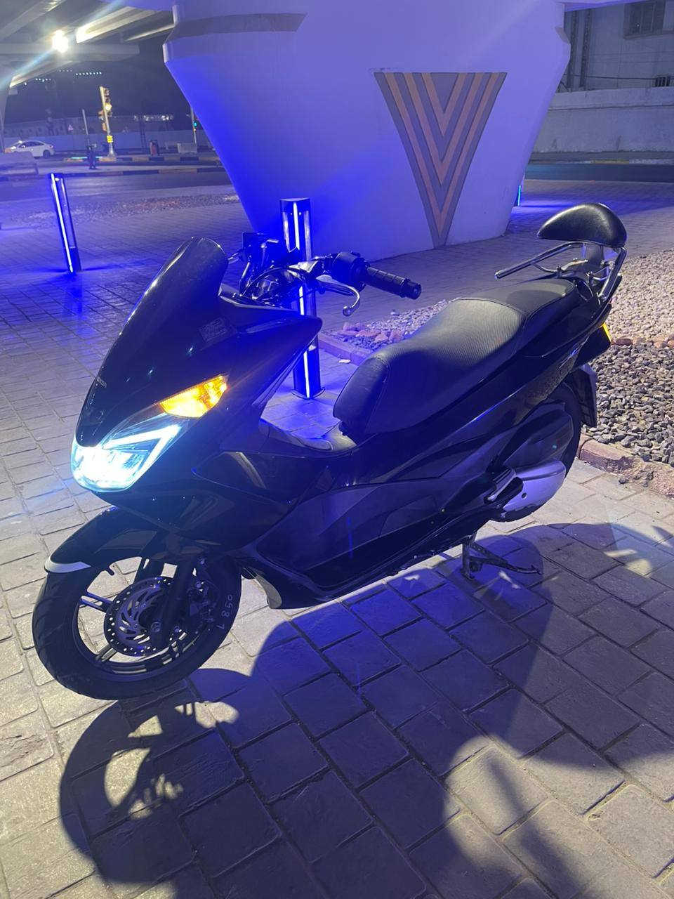 سلام عليكم شباب بي اسي اكس ياباني 
للبيع دراجه منزله رمبه ماشيه 17 وسعر بل خاص


**إذا كنت صاحب هذا الإعلان وتريد حذفه لأي سبب، رجاءا أرسل رسالة إلى الدعم الفني**