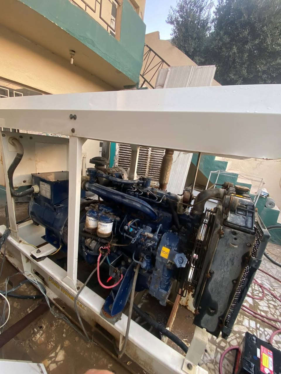 السلام عليكم مولد افيكر ٤ سلندر 40 kv بلادي شرط الفحص مع قفص + خزان كاز مولد بلادي مشتغل 2000 ساعه مكانه بغداد العامريه السعر 45 وبي مجال بسيط


**إذا كنت صاحب هذا الإعلان وتريد حذفه لأي سبب، رجاءا أرسل رسالة إلى الدعم الفني**
