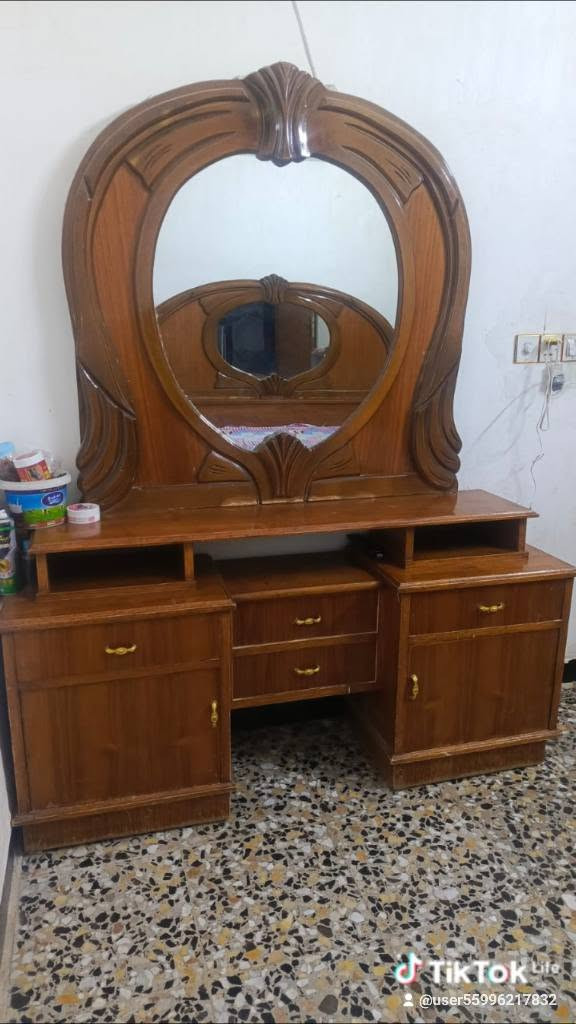 غرفه صاج داخل خارج للبيع للاستفسار الاتصال على الرقم ***********
