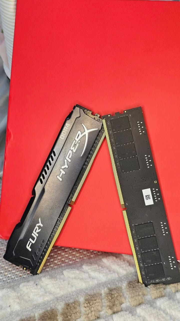 رامات DDR4 8GB×2 ، تردد2400MHz ماركة HyperX Fury


**إذا كنت صاحب هذا الإعلان وتريد حذفه لأي سبب، رجاءا أرسل رسالة إلى الدعم الفني**