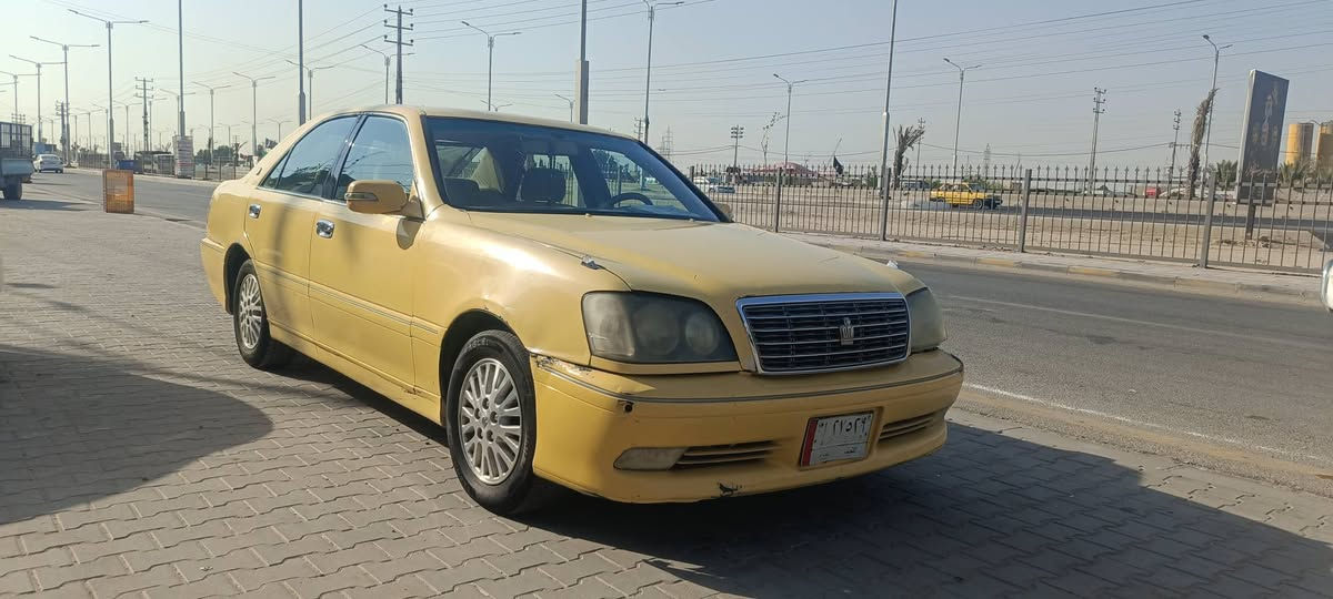 ملكه موديل 2000 اصل نجف اضباره كصه قماره مكينه سي9 جديده شاصي 75 اربع دكم  تبريد ستونه مبدل منضومه كامله عليه خطه نجف بغداد غرامات ينزلن من السعر اتصل وبيك خير وتدلل ***********

