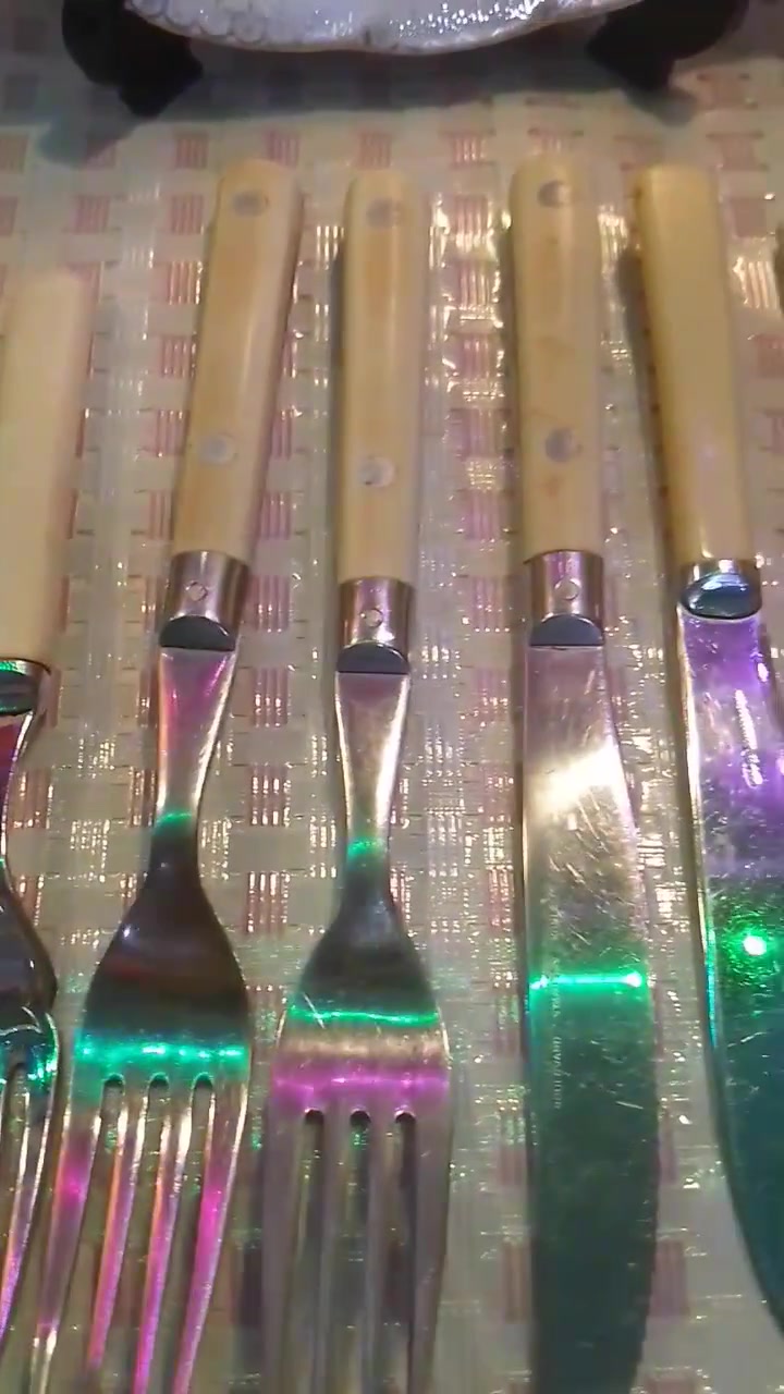 سيت انكليزي ١٦ قطعه ومختوم كلهن بسعر ٢٠ ألف وتوصيل مجاني


**إذا كنت صاحب هذا الإعلان وتريد حذفه لأي سبب، رجاءا أرسل رسالة إلى الدعم الفني**
