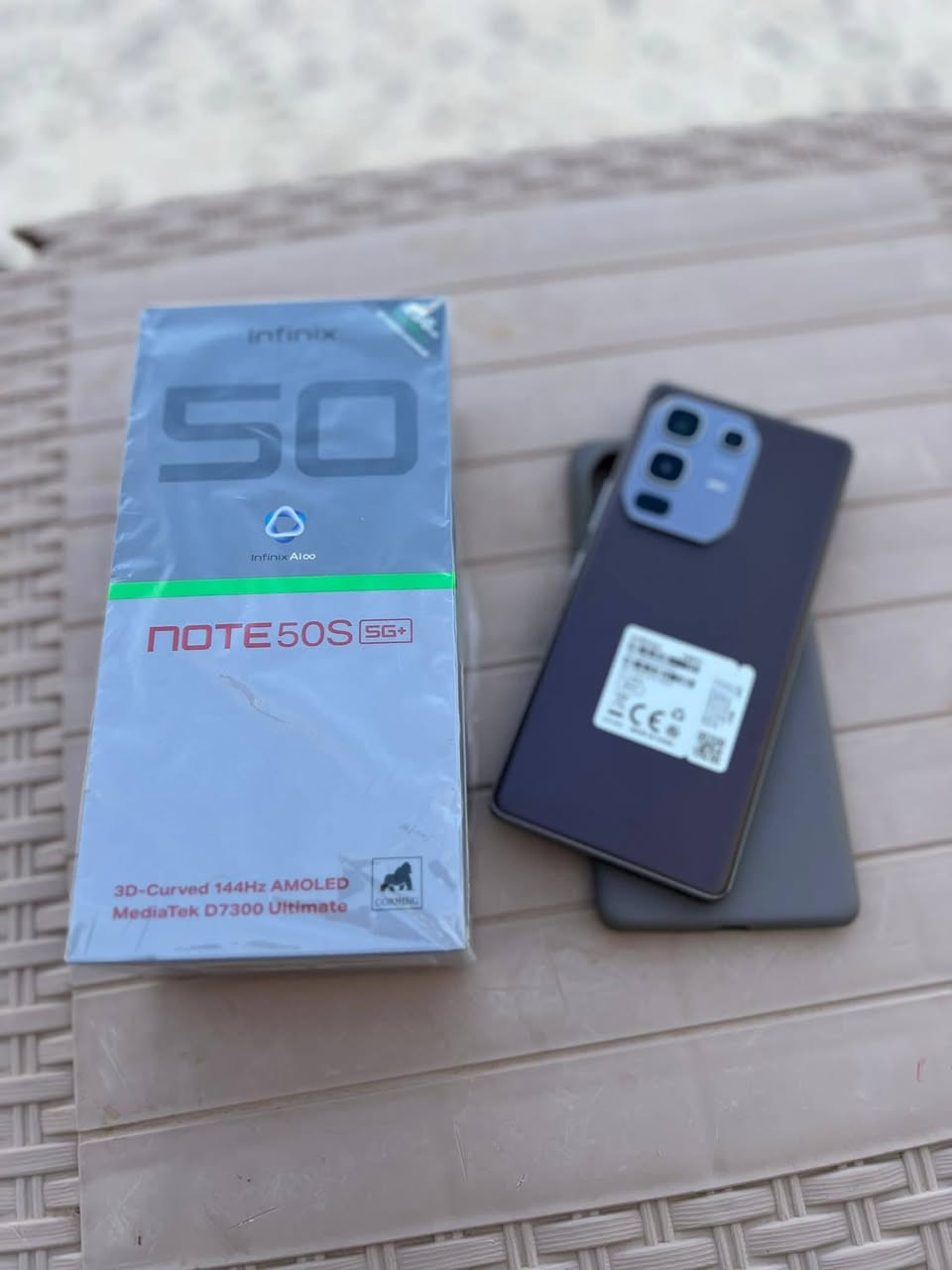 انفنيكس  5g 50s اخو الجديد بعده بالضمان
نظافة 100 كامل ملحقات الاصليه ذاكره 256
البطاريه: 5200 ببجي 90 فريم
مكاني بغداد حي الاعلام او بياع 
‏السعر 275 او مراوس حسب قناعه ماعندي توصيل
‏تواصل على واتساب ***********
‏
