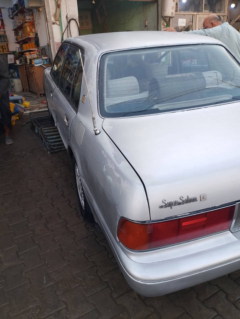 سياره ارنب موديل 93  سنويه بسمي ماصاقطه مكينه وكبر جدد حداديه ماعيزه تخم تاير جديد السعر 49 وبيها مجال بصيط *********** العنوان نجف
