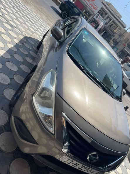 السلام عليكم 
نيسان صني هندي 2019 ابو البليتة الزركة 
السياره مكفولة من الضربه والصبغ بيها بارد قليل ماشية 85 الف 
السياره بسمي رقم بغداد سنويه جديدة 
جاهزه من كلشي متصرف عليها
السعر 117 وبيها مجال بسيط مكاني بغداد البياع 
***********
