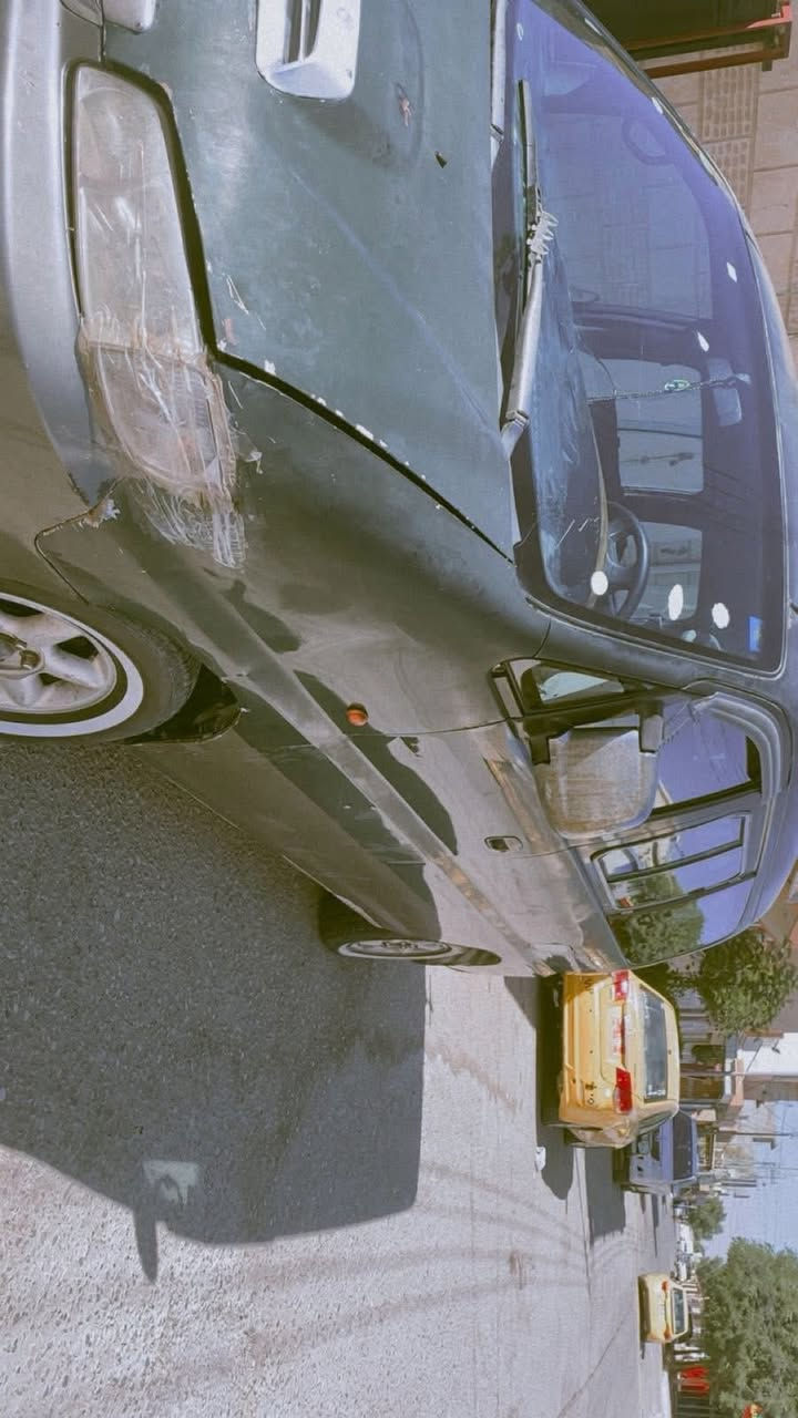 السلام عليكم بسبب الوعود الكاذبة للبيع سيارة هونداي ستاركس موديل 97رقم بغداد انكليزي مصفرة من هيئة وغرامات   سيارة عايزها ترتيب داخلها نضيف كشنات ارضية نضيفة مكينه بيهة تبخير وتنقيص عارضه ب37نازل من سعر المكينه يصير سعره 32مكانه واسط قضاء الزبيدية***********
