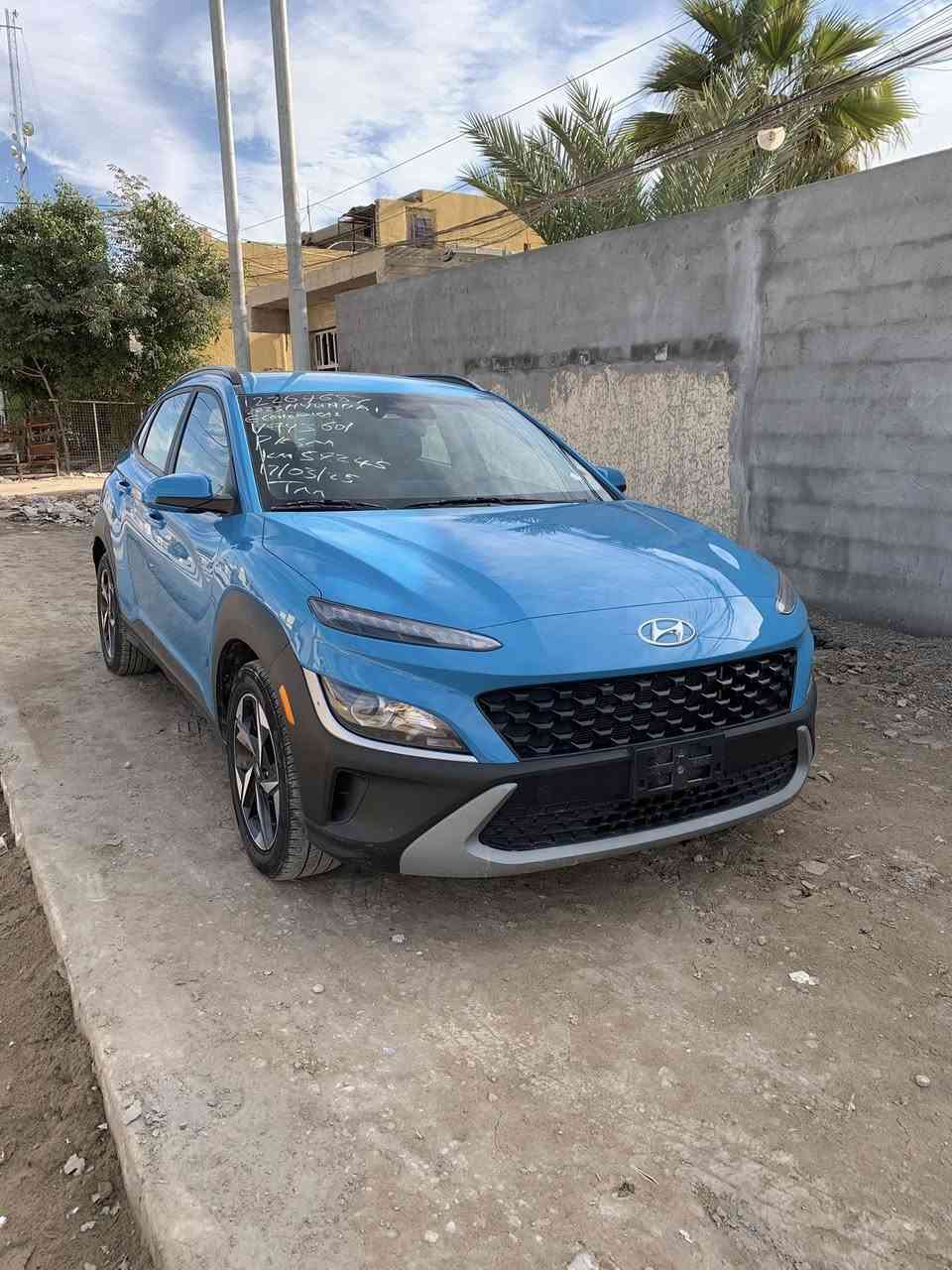 السلام عليكم
هونداي كونا موديل 23 بسمي بدون رقم منفيس بسمي صور الحادث بل منشور جاملغ وباب ونص جنطة بدون تبديل السيارة ماشية 30 الف مواصفات السيارة 
شاشة كامرة 
راداد امامي خلفي 
تحديد مسار 
فور ويل 4x4 
تدفئة بل كشن 
فول تحكم ستيرن 
لد امامي 
وبعد بيها مواصفات محرك 2000 دوش السعر 138 وبيه مجال مكاني بغداد حي آور ***********
