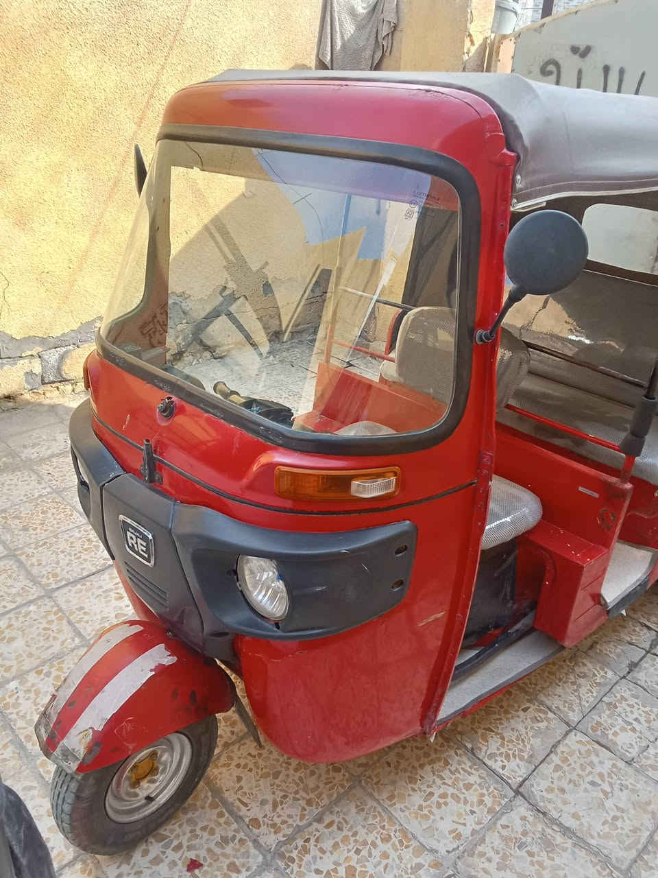 سلام عليكم تكتك موديل 18 اوراق صولي مكينه حلوه سعر تلاثه وسبميه/ ***********
