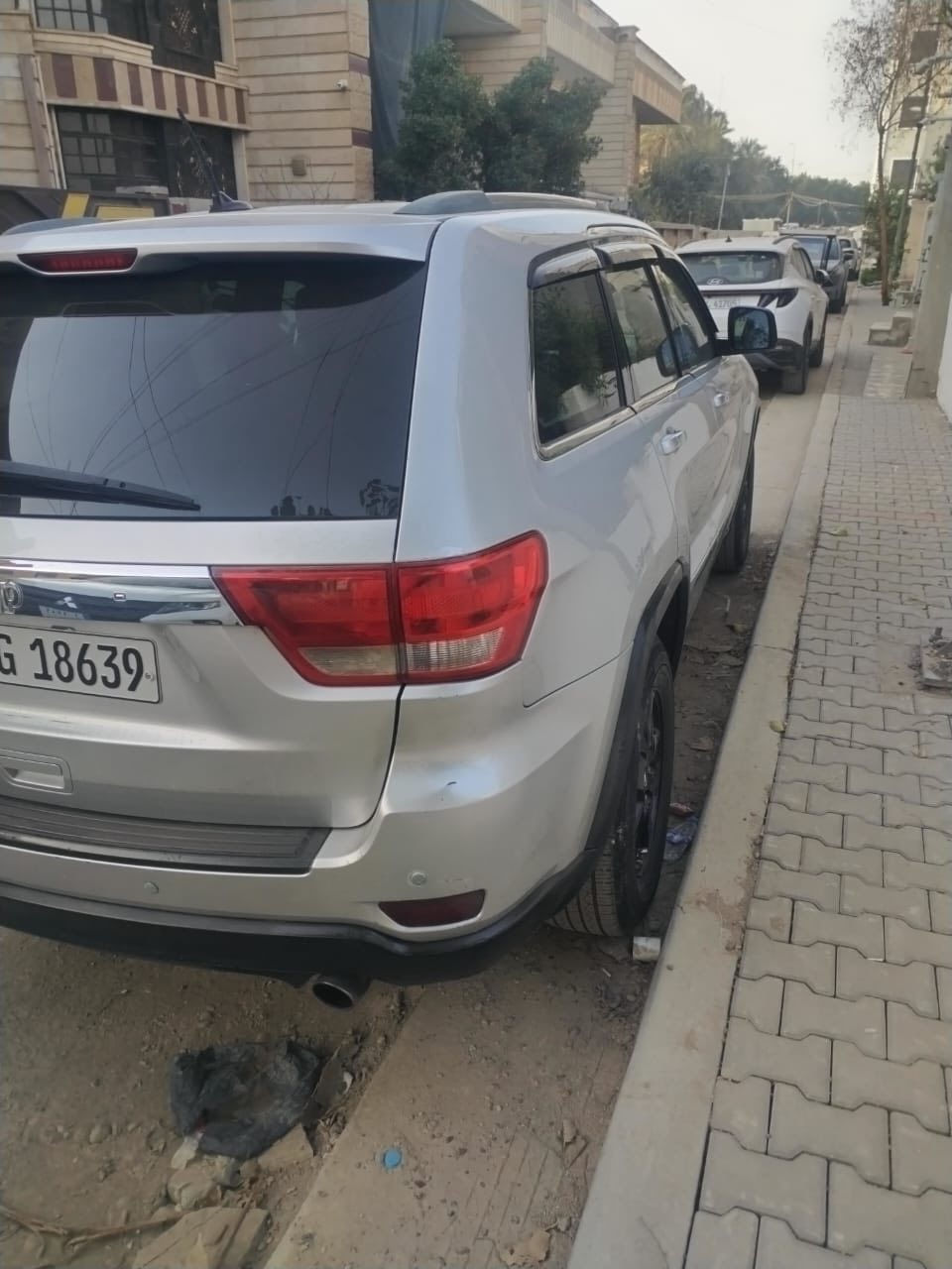 سلام عليكم سياره جيب موديل ١١ سياره جديده كلش مابيه اي نقص بيه بس بختين صبغ مال جراد بدون معجون او ضربه والباقي كفاله عامه سياره بسمي سنويه جاهزه من كلشي ماذب عليه ولا الف السعر١٤٥ المكان بغداد لتطال ***********
