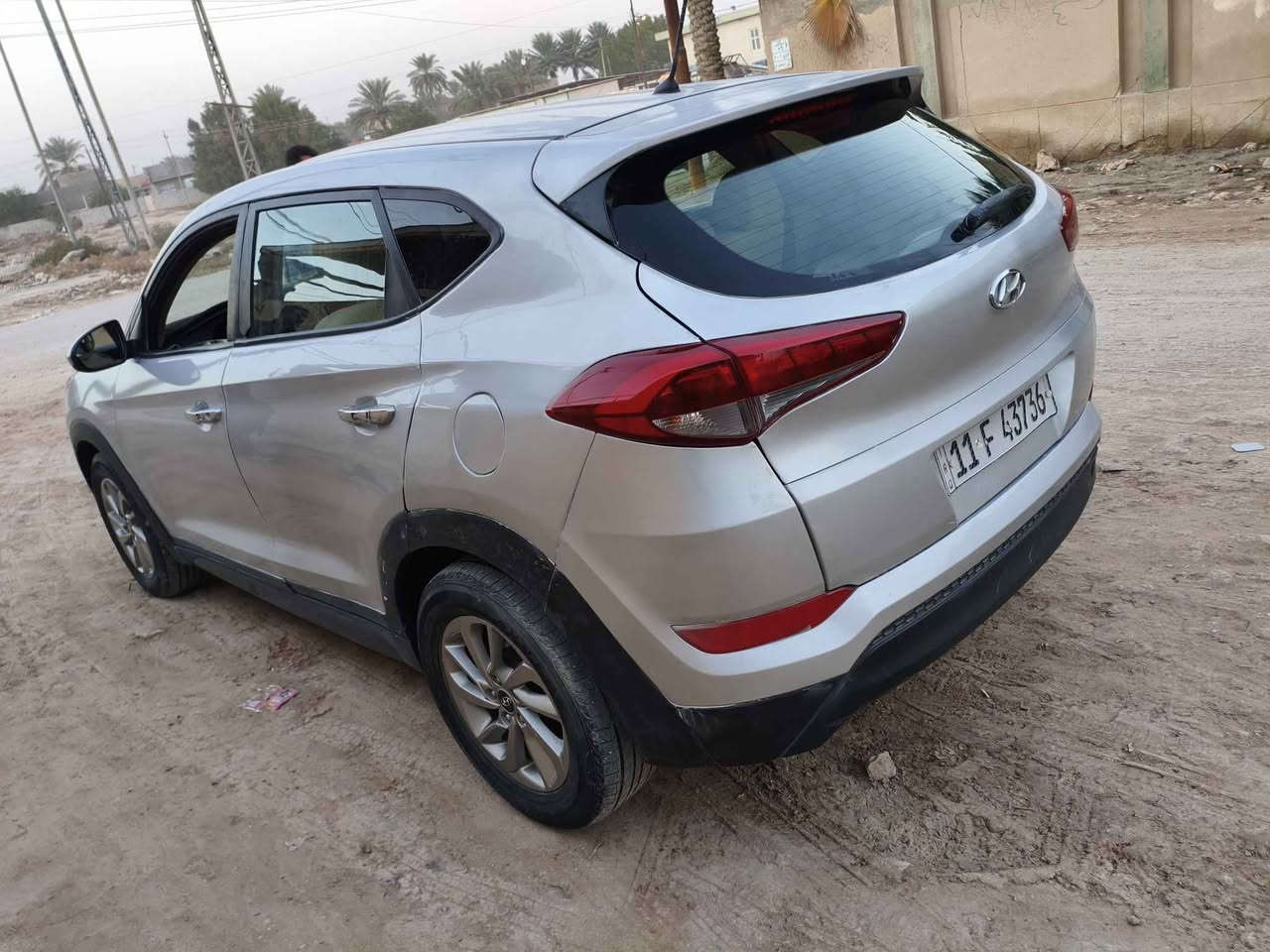 توسان  2018باسمي***********
محرك 2000 سيارة نظيفه جدا
بغداد انگليزي هزة جديده  ماشيه 61 الف 
جاهزة من كلشي بيهه صبغ اثر جرد بجهة السايق وحادثها جاملغ خلفي وصورة الحادث مرفقه
السعر 145 وببها مجال او مراوس بتوسان موديل 20

***********
*********** بغداد, العراق
