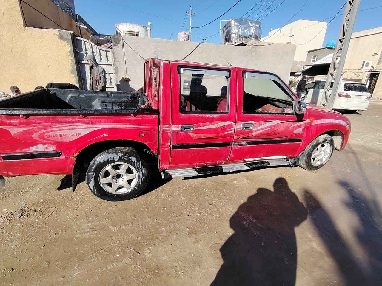 سلام عليكم سياره فتون 2013بلادي رقم نگليزي بسمي سعر 37وبيه مجال  مكاني نجف حيدريه *********** خان نص عادة نشر بسبب الوعود الاكاذبه
