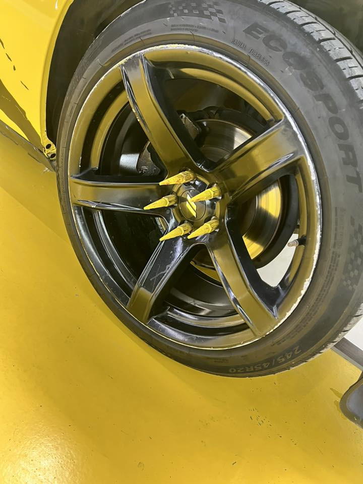 جالنجر 2013 sxt 3600
تغيير لون من اسود الى ليموني 🍋
بجم محدث بلكامل موديل 2020
كشنات جلد اصفر + قمارة كنتارة + كرسي كهرباء
رقم مميز 
كير ومحرك مكفولات
شاشة وكامرة
تحكمات ستيرن وشفتات ومثبت سرعة
منضومة زنون 
تايرات تو سايز 
ويلات 20 نجمة 
تبريد قطعتين
كزوزات وبرمجة بك فاير
والسونار مرفق بلمنشور
عنوان واسط قضاء الصويرة قرب بسماية
***********
السعر ….. 108 ورقة وبيهه مجال قليل
