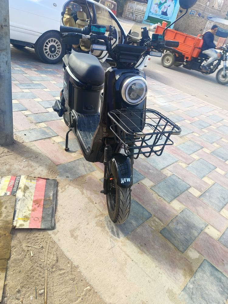 دراجه شحن فول مواصفات 00/9 اشحن واركب وامشي لدوامك سعر 450وبيه مجال رقم ابو الحلال ***********
