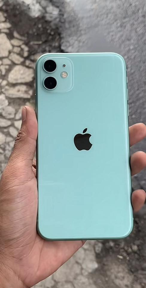 السلام عليكم من رخصة الادمن
متوووفر للبيع

              

📱ايفون 11عادي  

جهاز تحفه

🩵لون  

💾 ذاكرة64

🔋 نسبه البطارية 78

📞دبل سيم كارت

فول نضافه 
فيس ايدي شغال

الشراي يتفضل خاص لو يتصل عل رقم 

‏ ***********
