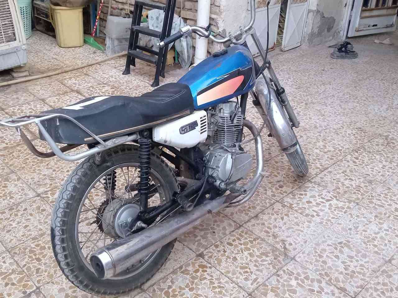 السلام عليكم دراجه للبيع كايمه ما تشتغل الهندر كاض السعر 175 قفل ربع ما يطيح ***********وتساب
