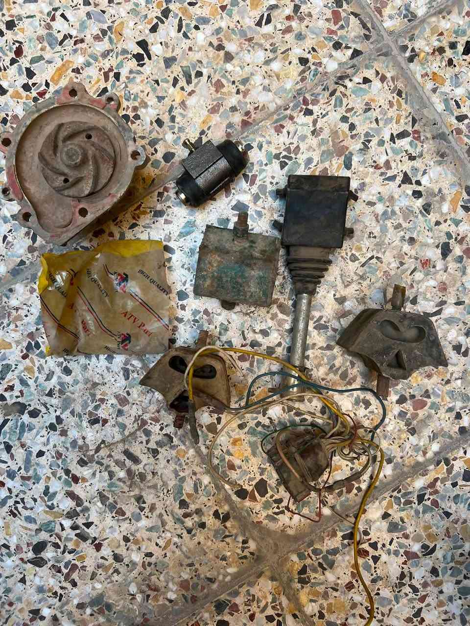 سلام عليكم
غراض بيجو روى للبيع للتواصل  
*********** وات ساب
*********** اتصال

