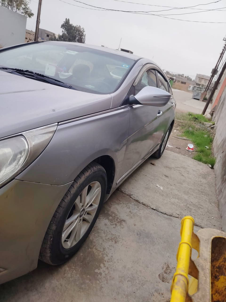 سوناته 2012الون سلفر
مكينه 2000 كير ومكينه مكفولات
بيها ٣قطع صبق والباقي مكفول
سعر 105 وبيها مجال حك الجيه
***********
