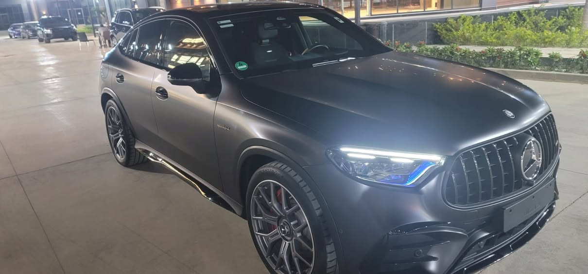GLC 63s
٢٠٢٤
٦٠٠٠كم
رخصة سنه و بروتيكشن
فابريكا بكامل 
متاح بدل 
متاح تقسيط 
01011101150


**إذا كنت صاحب هذا الإعلان وتريد حذفه لأي سبب، رجاءا أرسل رسالة إلى الدعم الفني**