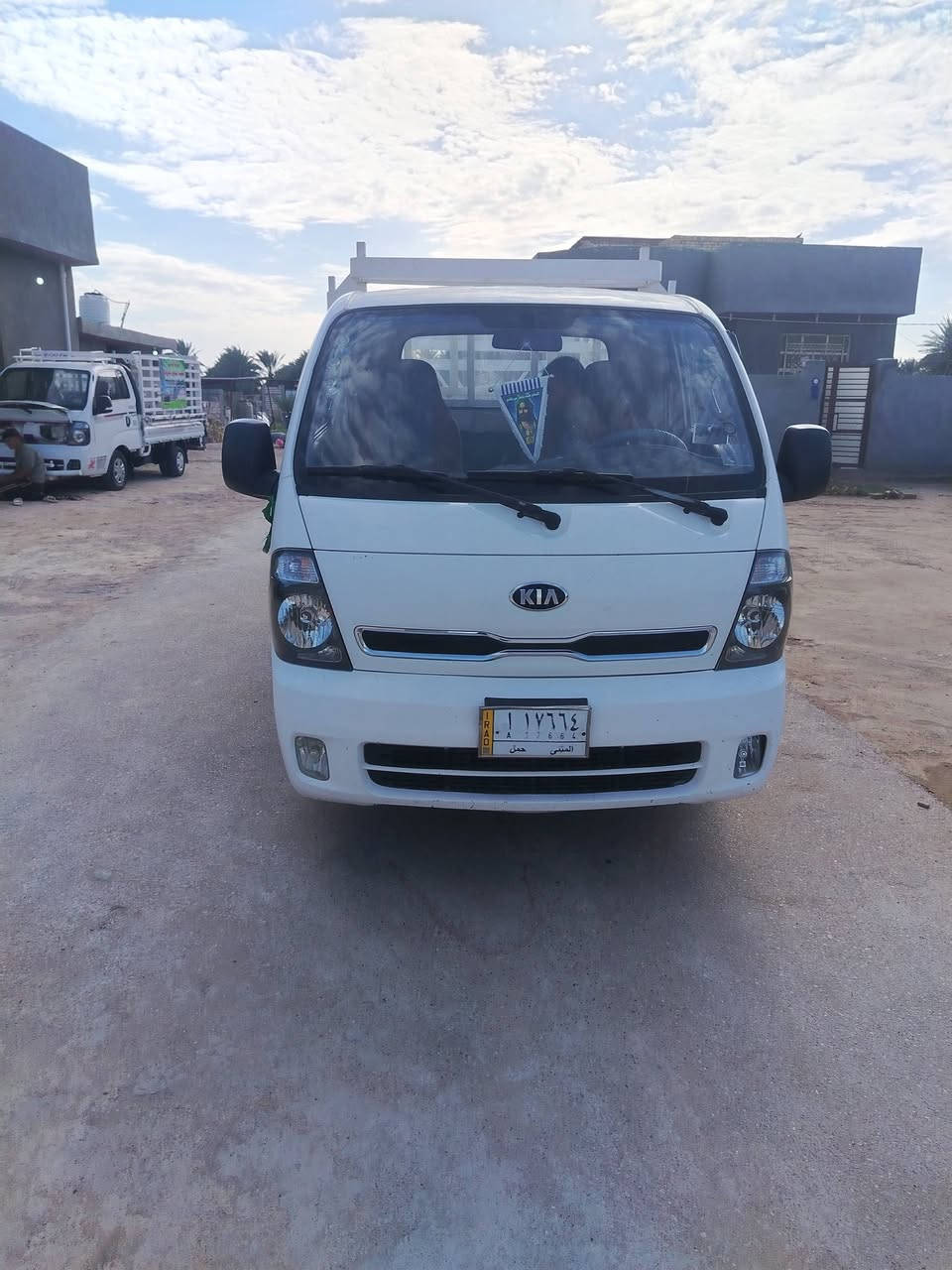 شباب سياره كيه موديل 2016 رقم الهاتف 0780 469 0459
