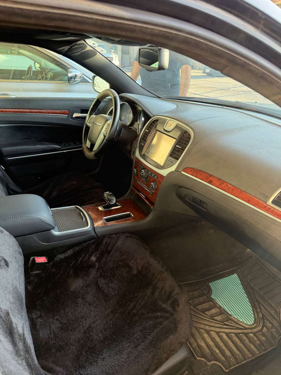 اوبامه مديل 2013. مواصفات فول السياره. رقم دهوك بسمي تحويل وكاله  رقم جديد. بيها قطعتين صبغ جاملغات خلفيه فقط. السعر 165. وبيها مجال. الاستفسار *********** البصرة, العراق
