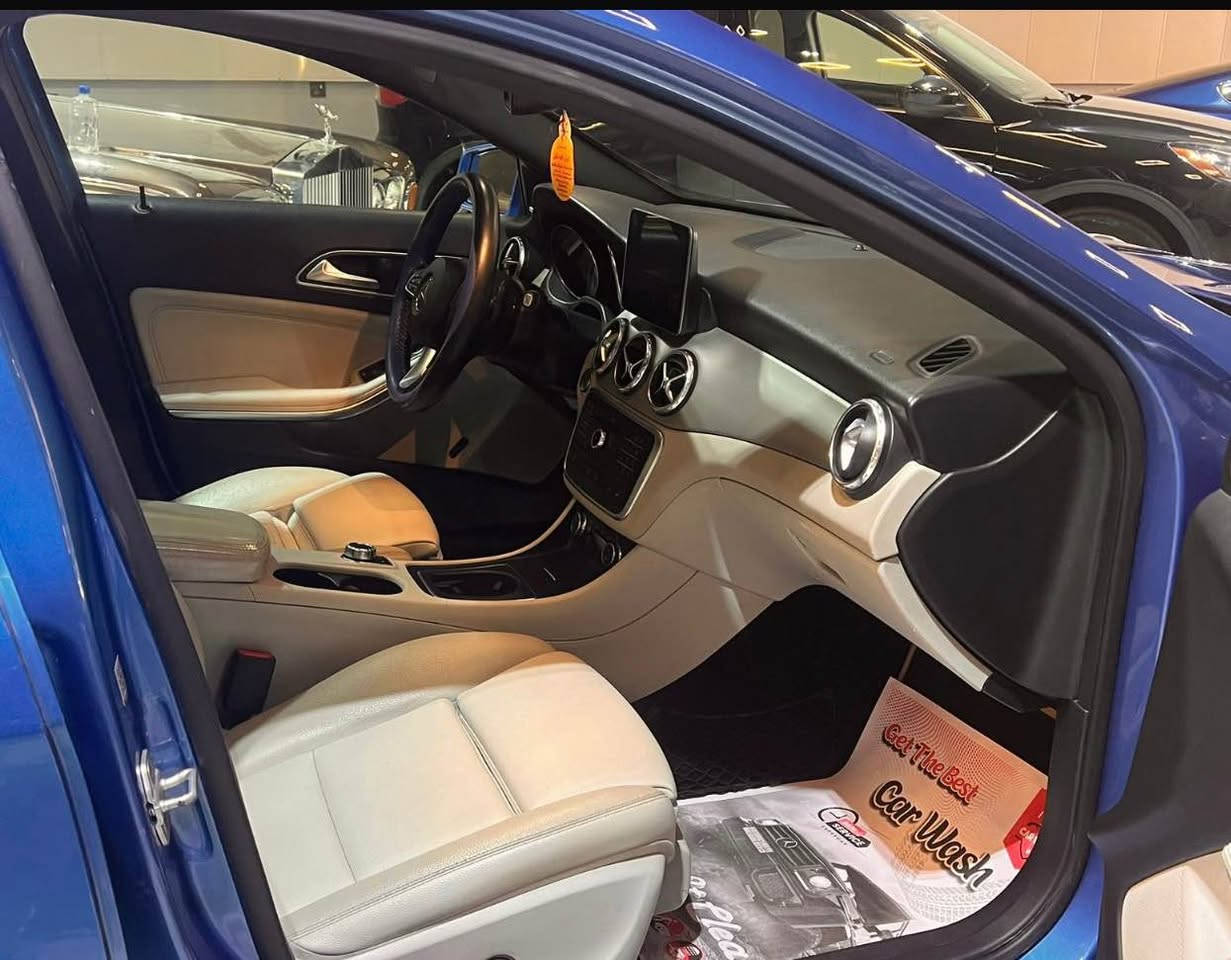 السلام عليكم عندي مارسدس وارد امريكي حجم  (GLA250) موديل 2017 مكفوله كفاله عامه  بدون قطره صبغ داخله للعراق كلين تايتل وين مايعجبك افحص ماشيه 90 الف فقط حقيقي مكفوله من الايرباكات كل الايرباكات سليمه مكفوله من اي قطعه تبديل بل سياره  السياره بلاديه ع وضع الشركه 👈مواصفات /شاشه 👈كامره خلفيه 👈لايت زنون متحرك👈بصمه /بصمه ابواب/تشغيل عن بعد👈رساله ترحيب 👈اشاير بل مري 👈لد امامي وخلفي نهاري 👈مري شفط👈داخل الغرفه لونين ابيض👈قبق الصندق كهرباء👈رادار امامي 👈رادار خلفي 👈نظام اطفاء المحرك بل ازدحامات 👈حجم المحرك 2000 توربو👈نظام الفور ويل 👈نظام منحدرات👈كشنات كهرباء خزن ميموري 👈تبريد مركزي قطعتين👈نظام سماعات هارمن كاردن👉السقف بانوراما👈بك لايت لد ولايتاتLED👉وبعد بيه مواصفات 👈
المكان بغداد الكرخ  ♦️الاتصال/*********** واتساب
*********** بغداد, العراق
