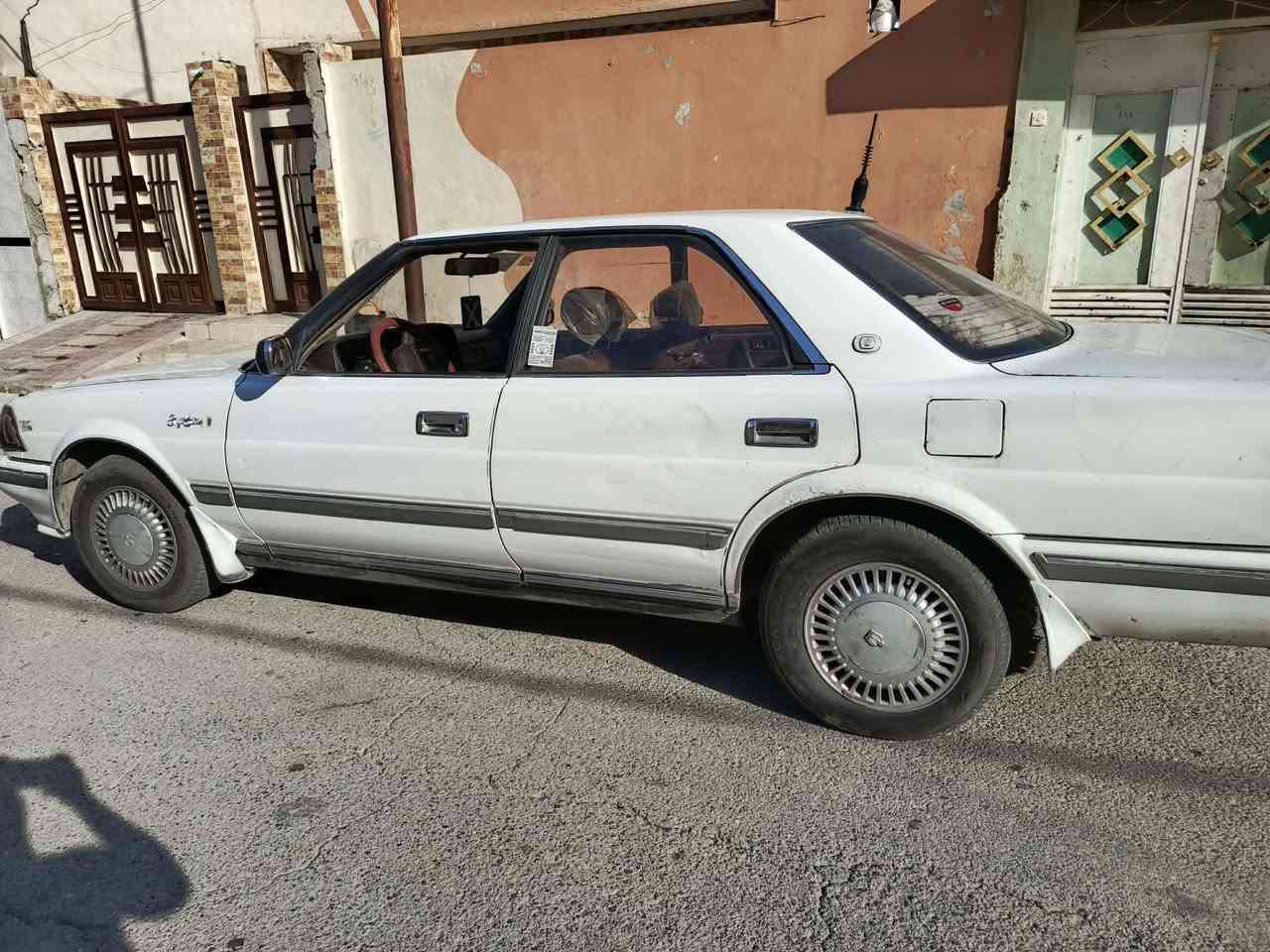 سلام عليكم شباب سياره هارتوب موديل 91 سياره كلها وضع شركه كلشي بيها شغال تحكم كشن شغال رقم الجديد اجبني باسمي السياره وين من يعجبك تحول تراي بصره انطيك اذا اكو معارض بحديث وانطي فرق ترهم السعر 50 وبيها مجال شي بسيط رقم الموبايل *********** والخاص مفتوح مكان السياره موصل جانب الأيمن
