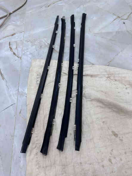 السعر قيم وخذ  المكان ناصريه مركز  رقمي ***********
