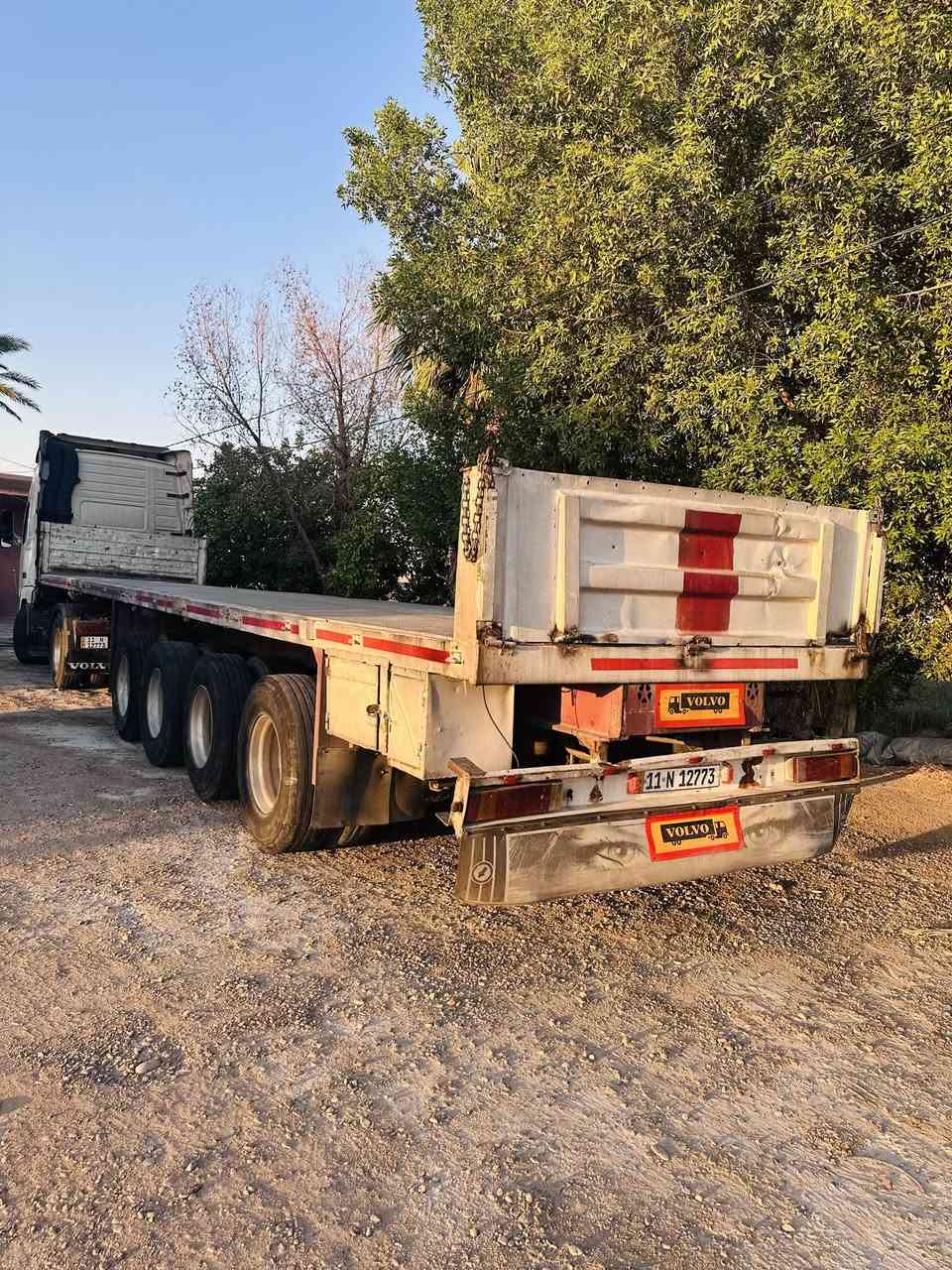 ١.فولفو  FH12   VolVo
٢.شخاطة  موديل ١٩٩٤
٣.سنوية لغاية ٢٠٢٧/٦/١٥
٤.هزة +رقم جديد
٥.محرك+شاصي +گير+اكسن مكفول تبخير بدون تنقيص دهن
٦.تبريد + تدفئة 
٧.تخم تاير جديد
٨.حدادية صدر جديد
٩.دبلات قمارة+ شاصي جديد 
١٠.كهربائيات بلادية كله شغال
١١.العربانة مربوطة فلات ذات جوانب
 متحركة ثلاث دنگير مزوج 
١٢. السعر الكلي٢٢٠ ورقة 
    سعر السيارة ١٣٠ ورقة 
    سعر العربانة ٩٠ ورقة 
للاتصال  ***********
             ***********
