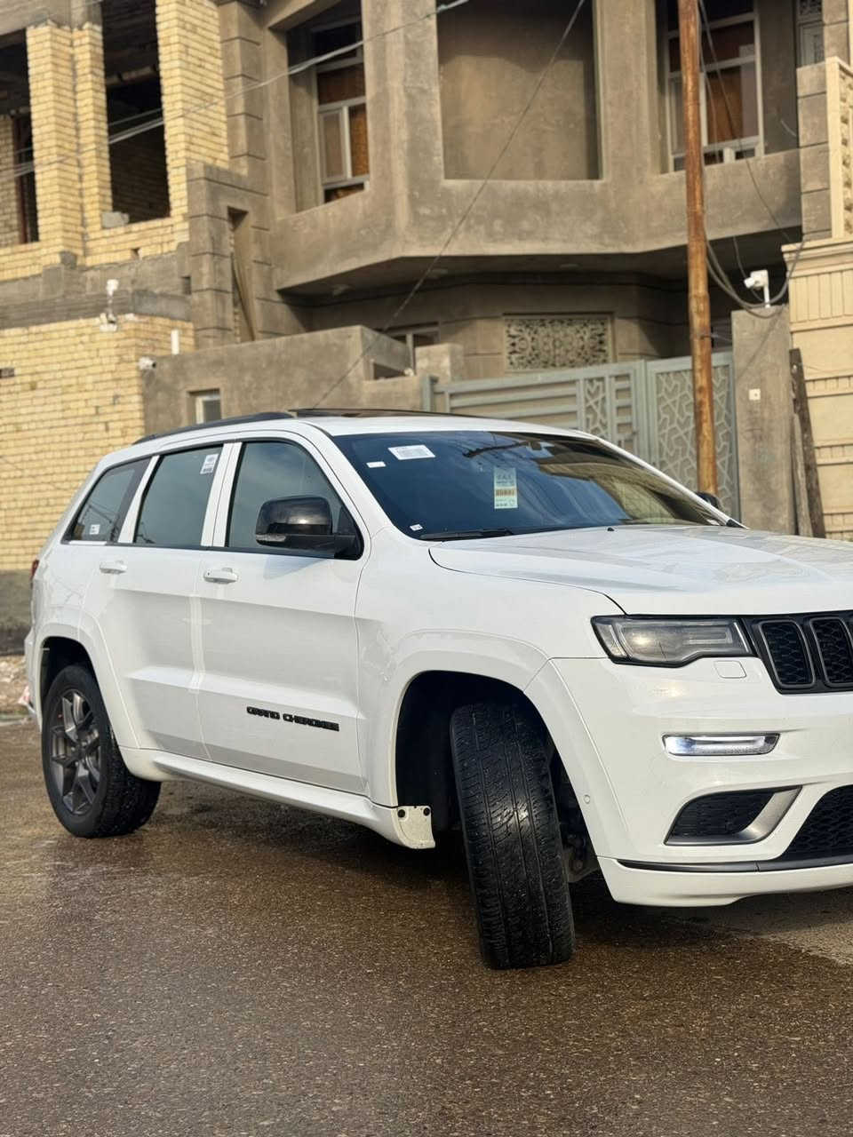 جيب 2020 S وكالة خليجية ام الرادار
وكاله هارلم داخل احمر بلادي 

السيارة ماشية 72 الف كيلو متر حقيقي

المواصفات 

رادار امامي

نقطة عمياء 

دفع رباعي 4x4 

المقاعد الأمامية كهربائية 

ذاكرة لحفظ وضعيات الجلوس 

المقاعد الأمامية مع تدفئة 

المقاعد الخلفية مع تدفئة 

ويل قياس 20 انج 

مقود السائق كهربائي 

تدفئة ستيرن 

سقف بانوراما 

شاشه كبيرة 8.4 انج 

نظام الملاحة (GPS) 

نظام خاص للطرق الوعرة 

مصابيح امامية زنون 

المصابيح الأمامية مع LED لايت 

كشافات ضباب بروجكتر زنون 

تشغيل عن بعد 

صندوق كهربائي 

حساسات أمامية 

حساسات خلفية 

كاميرا خلفية 

بخاخ ماء لتنظيف المصابيح الامامية 

مرايا بخاصية التعتيم الذاتي 

مرايا جانبية قابلة للطي 

بلوتوث تلفون 

محدد سرعة 

نظام تشغيل واطفاء اوتماتيكي للمحرك للتوفير من صرف الوقود ( Auto Start System ) 

نظام بريك اوتماتيكي ( Auto Break System )

رقم بغداد باسمي شرط التحويل

كفاله عامه السياره من الصبغ والتبديل والبارد والضربة

سيارة بحالة الوكالة

ارضيات الشركة ممفتوحات 

مكان السيارة الانبار الفلوجه 
ال💎ــسعـر 🟥 ::340وببه مجال  📮

رقم صاحب ســـيـارة :: ‭077679342


**إذا كنت صاحب هذا الإعلان وتريد حذفه لأي سبب، رجاءا أرسل رسالة إلى الدعم الفني**