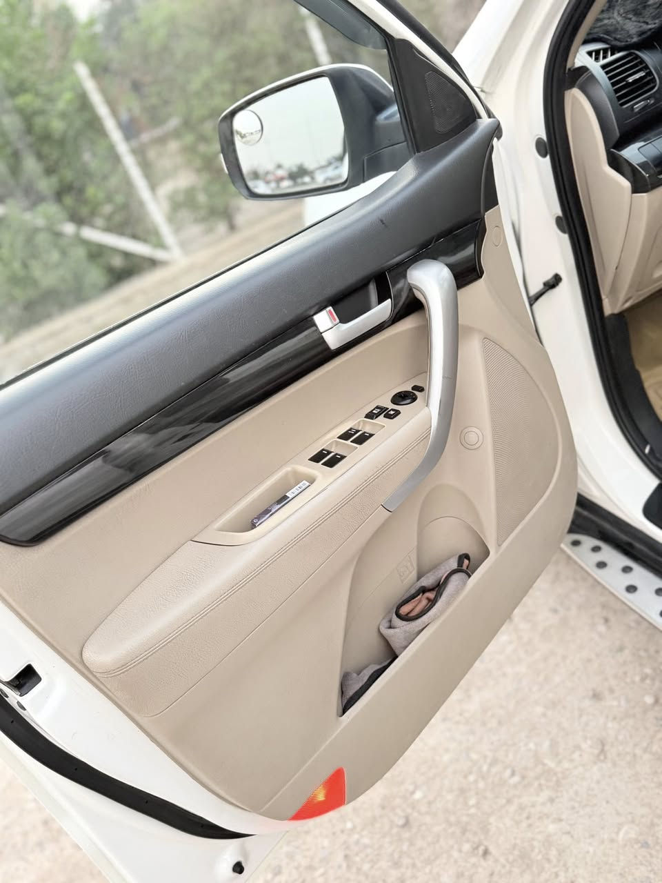 سياره سورينتو موديل ٢٠١٣ للبيع بسعر ١٦٥ ورقه بشرط  نظافه السياره  وسونار!!!! استفسار اكثر اتصال على رقم ***********
