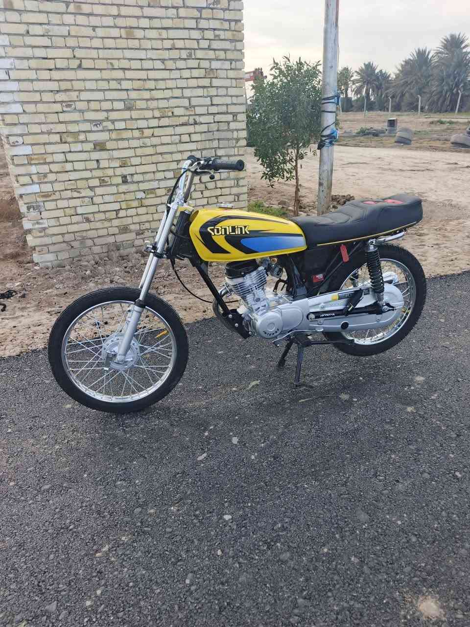 سلام عليكم للبيع  شاصي 20اوراق تعمير قبل سبوع جديده بعدهه سحك سعر خاص ***********
