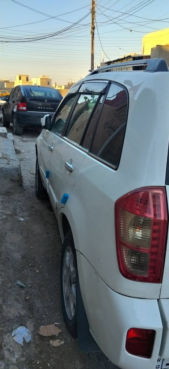 سلام عليكم شيري تيكو2012شكل 2013 لبيع لسيارة بلديه من ضربه من ولخياس كير ومكينه بلدي برقم الجديد  سياره كامله من كل نواحي مكاني بغداد رشاد رقم  ***********
