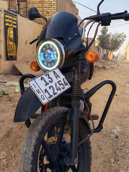 السلام عليكم ورحمة الله... 
دراجه بوكسر موديل 2021 دراجه كدامكم خير من الله مرقمه بسم ولد بالقطاع تحويل ثاني يوم السعر مليونين وبيها مجال قليل 
للاستفسار 
***********
ما متواجد عالفيس
