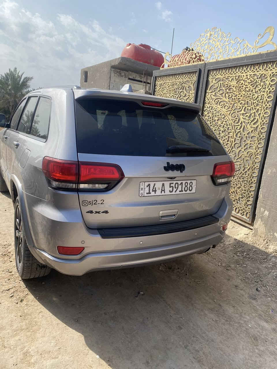 السلام وعليكم سياره جيب كراند شيروكي تبريد تتدفاء قطعتين ٢٠١٨وارد امريكي حادث جاملق وبنيد تحكم بل ستيرن فول مواصفات سهرها ٢٢٠مكاني بصره قضاء المدينه ***********
