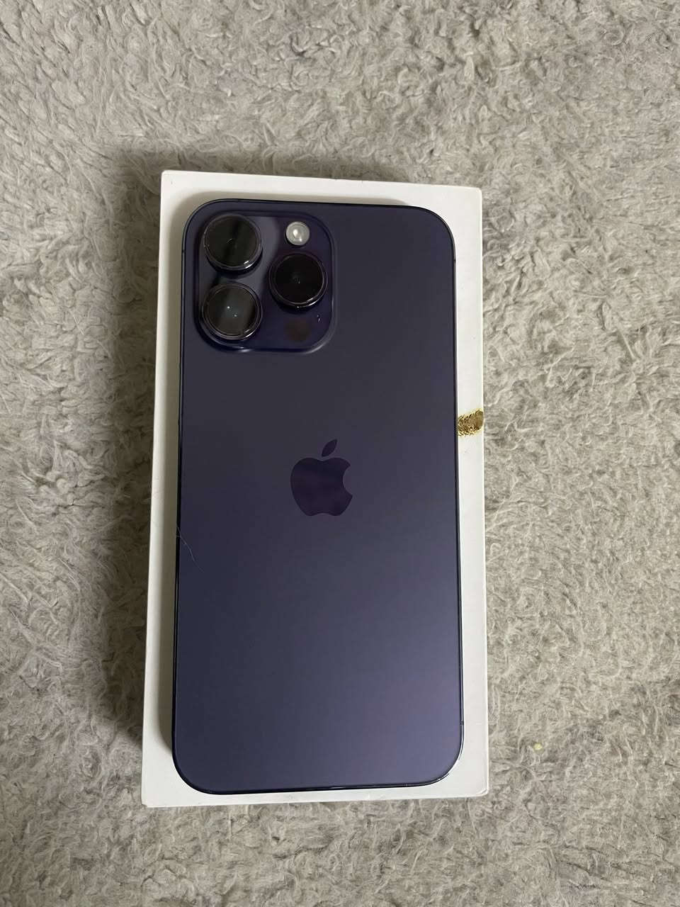 الآيفون 14برو ماكس 256k تبديل شاشة +البطارية بلادي 95سعر525الف رقم ***********
