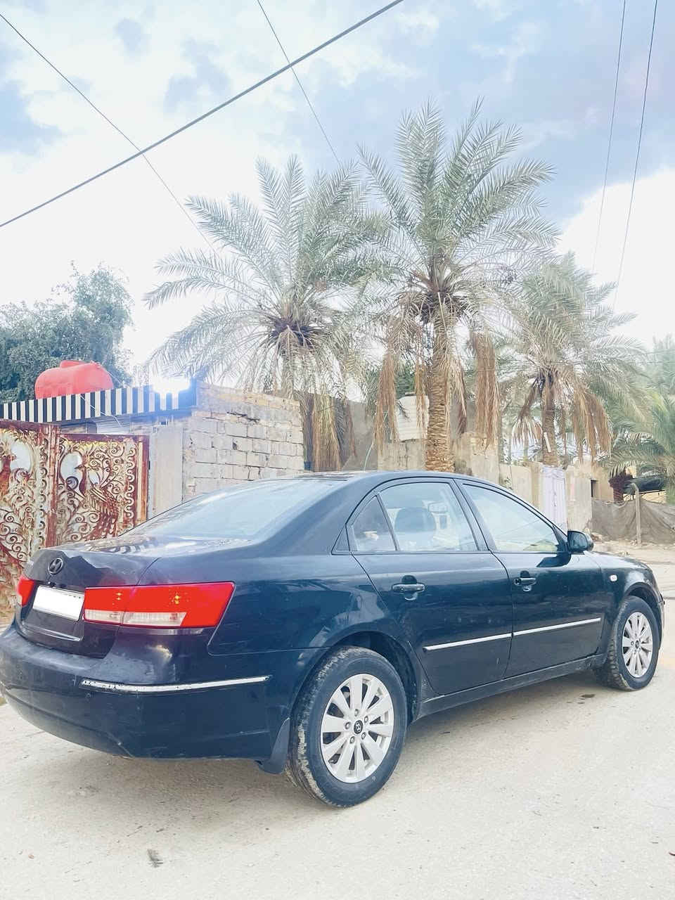 سلام عليكم
سوناتا 2009 مقدس خليجيه 
رقم سلمانيه هزه سونه جديده بسمي 
مكينه 2400 مامفتوحه بشرط لاتنقيص ولا تبخير 
سياره مصبوغه حزام للجماليه فقط مكفوله من قطرت معجون
مواصفات لسياره
كشنات جلد 
تحكمات ستيرن جهتين 
شاشا كبيره 
كامره دواره 
مكينه كير حداديه تخم تاير كله بل جيس 
سياره جديد بمعنه لكلمه مانقصه برغي 
سعر 93 وبيه مجال للشراي 
مكان سياره بابل حله 
لاستفسار ***********
