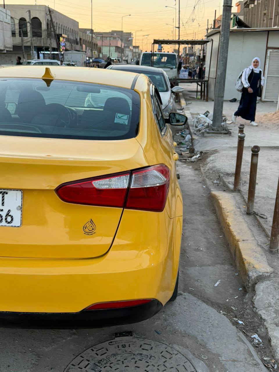 السلام عليكم
فورتي موديل 15امريكي 
حادثه دعاميه خلفيه فقط
ولباقي ليبل واحد مري شفط
السعر 115 وبيه مجال
العنوان بغداد الكماليه 
***********
