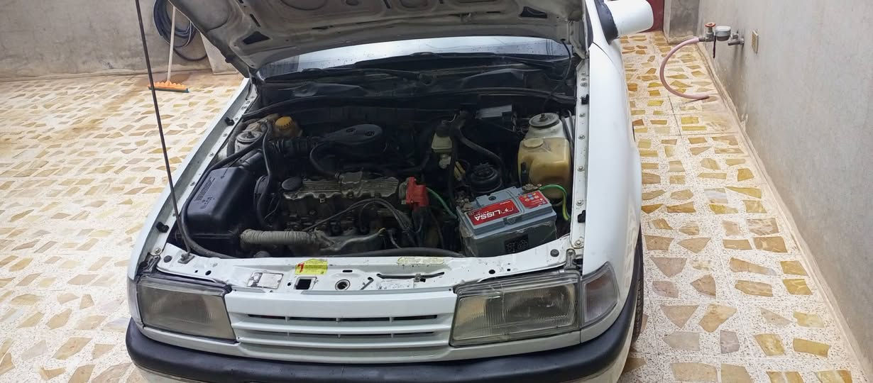 فكتراء حجم 18 اصلي توماتيك موديل 91 كير محرك شرط سياره وضع شركة بدون صبغ رقم ***********
