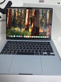 ماك بوك اير m4 2025 معالج m4  رام 16g  هارد 256  حجم شاشة 13.6inch  بط...
