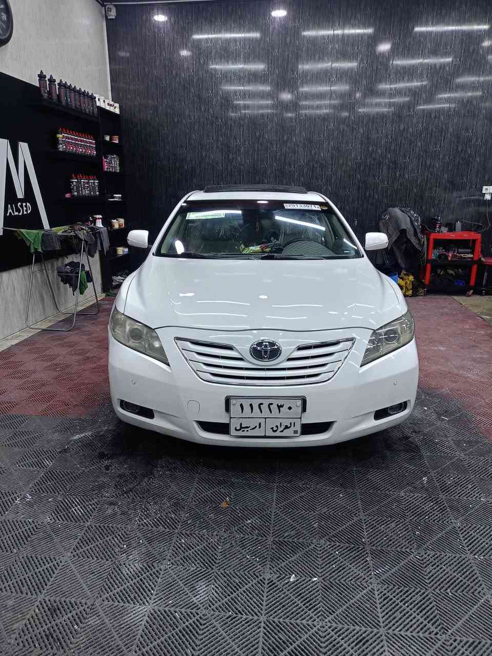 كامري خليجي 
موديل2009 رقم. اربيل
كلين بدون صبغ
انكليزي الجديد 
 فول مواصفات تحويل مباشر
سلايد روفت طكتين تحكم 
استيرن كروز سرعة بردة
 صاج ملكي تبريد ثلج 
تدفئة ويل كب عدد5 طخم 
تاير صدر خلفي امامي 
كير محرك2400 اربعة 
للأستفسار(***********)
