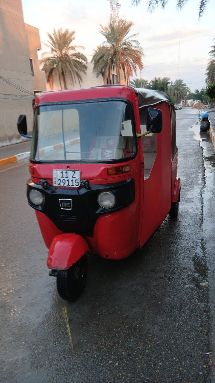 سلام عليكم تكتك موديل 2016 شهر ال 11 طابه عله 2017 
مكينه 20 خير من الله تكتك كبل للشارع مال شغل تخم تايرات جدد بيها سبير تكتك ما توكفك ما بيها كل نواقص بس كابريته شويه تعبانه  تكتك مرقمه وبسمي تحويل ثاني يوم 
للستفسار *********** بي واتساب السعر خاص 
مكان المحموديه
