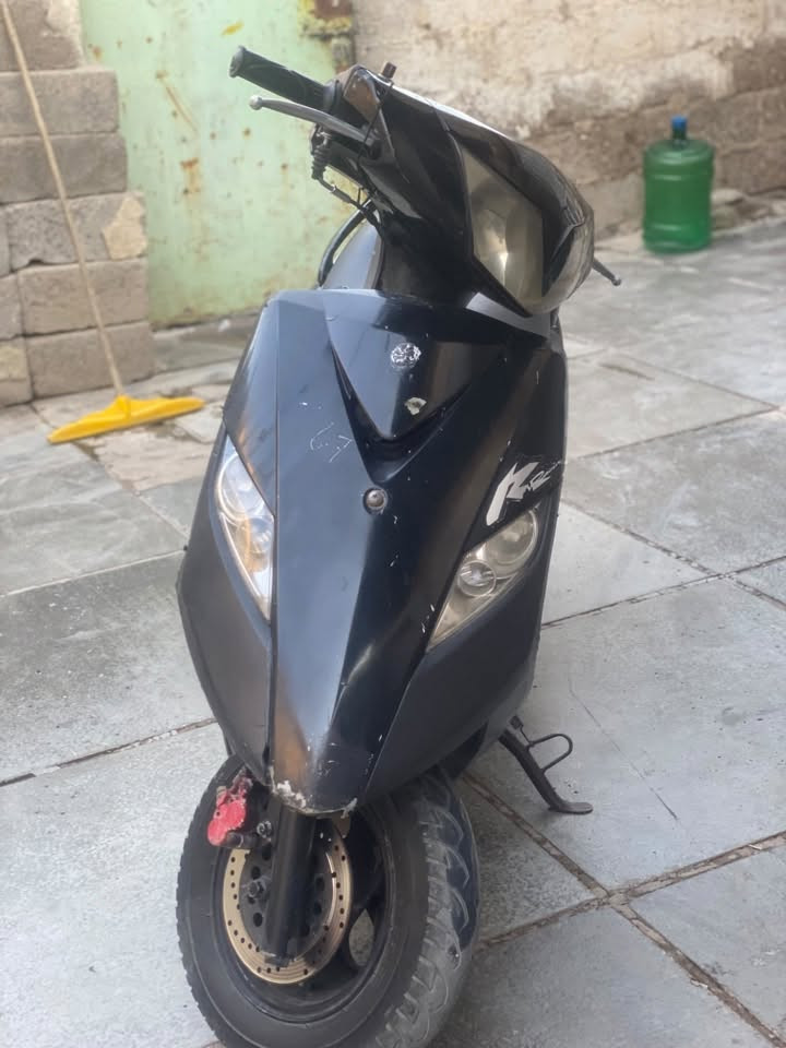 ثعلب للبيع
دراجه نضيفه كهربائيات كلها شغاله 
السعر 375
دراجه شغاله سلف هندر 
أبيع كوم حديد لاتجي وتكلي شبيها. 
دراجه كلها شغاله 
مدينه الصدر ***********
