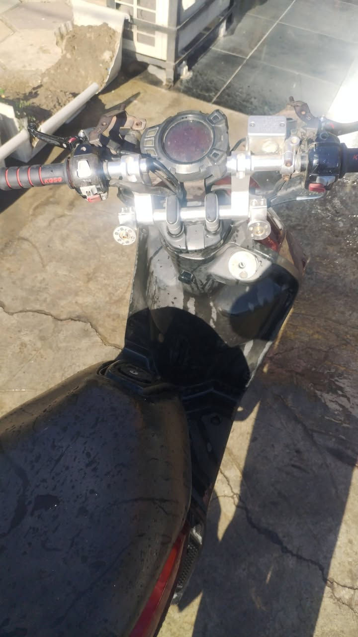 سكنس جبلي جديده شوف عينكم نكرا صبح ليل نهار كشي شغال كهربائيات اشاير كشي شغال نضيفه ما بيت السعر واحد وميه ***********
