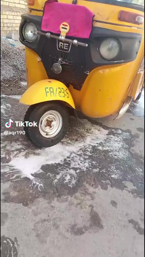 السلام عليكم تكتك 20 شهر الثاني التكتك بها لغد وصفحه وقياس السعر 3800 وبيها مجال رقم انجليزي***********
