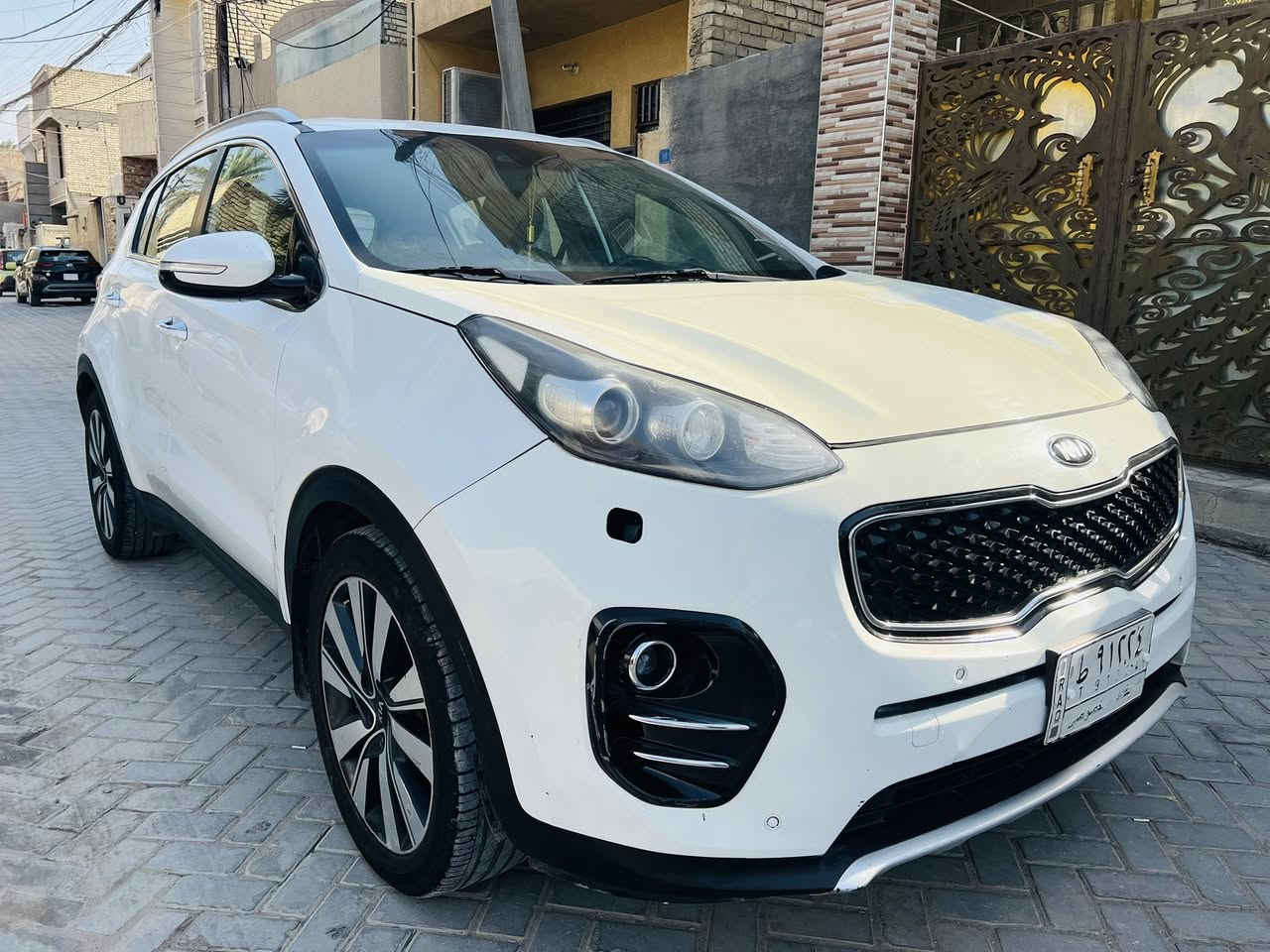 السلام عليكم
سبورتج 2018خليجي 

 لون ابيض 

مكنيه 2000دوش

حساس امامي خلفي

مري شفط اشاير بل مري

تحكم  ستيرن جهتين

تخم تاير مصار فتره شاده

رقم بغداد باسمي تحويل ثاني يوم

ماشيه 144كيلو

بيهة حادث صفحة السايق و البنيد (اثر كرد بستوتة)

مكان السياره بغداد الامين الثانية

 السعر 148 وبيهه مجال 

اتصل وتدلل 

غير متواجد عل فيس

اللاستفسار:***********

***********
